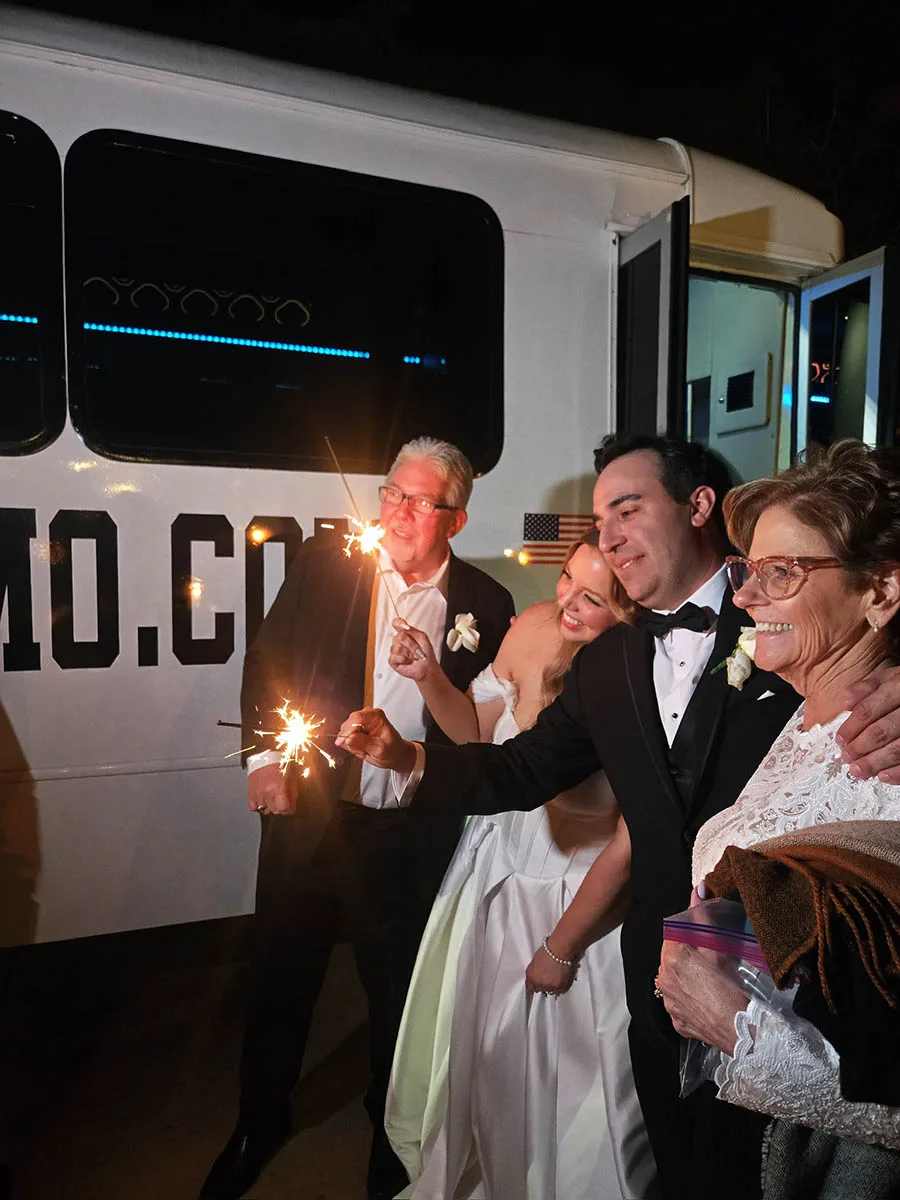 wedding-limo-bus-transportation
